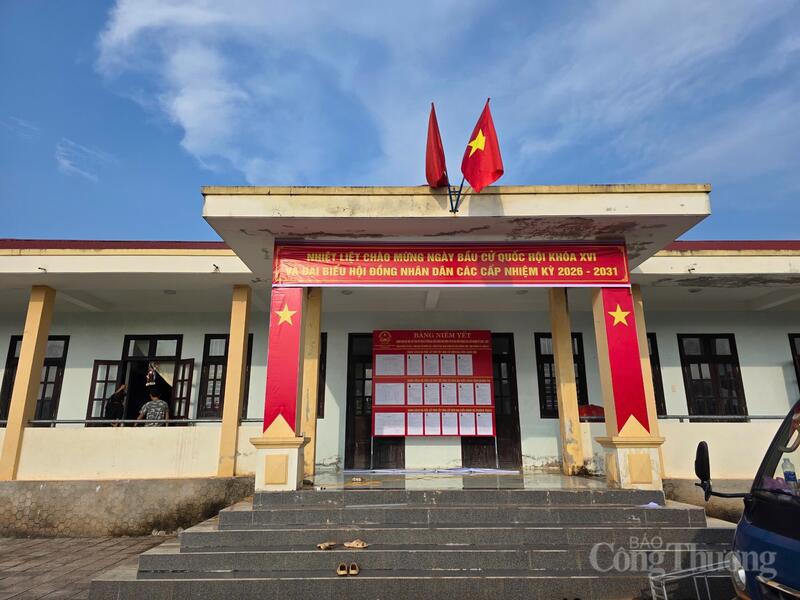 Không khí chuẩn bị cho công tác bầu cử tại xã Thượng Trạch.