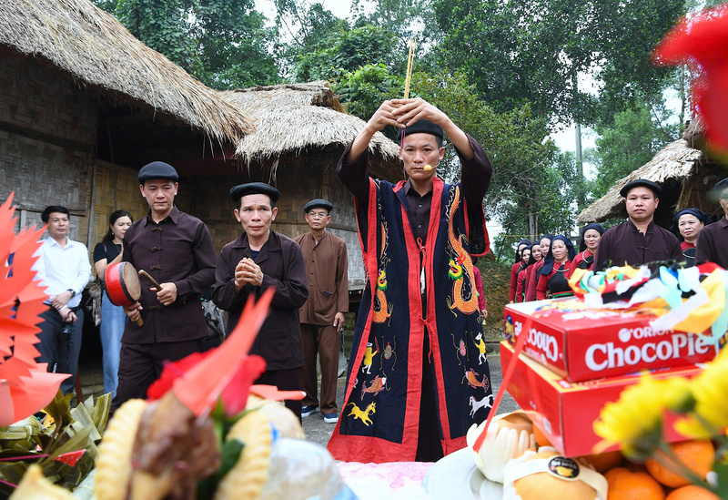 Lễ hội xuống đồng (Lễ hội Lồng Tồng) có giá trị văn hóa lâu đời của đồng bào Cao Lan, tỉnh Phú Thọ. Ảnh: Phạm Sỹ