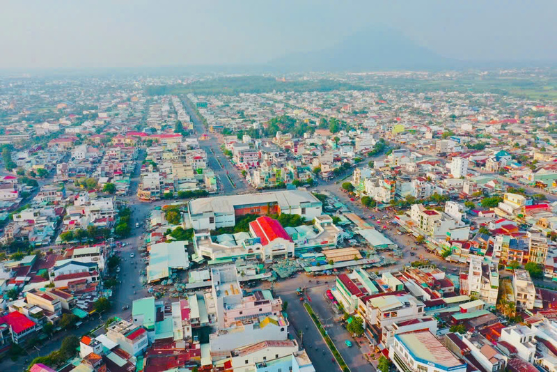 Tân Ninh – Trung tâm văn hóa, du lịch, dịch vụ, giữ vai trò hạt nhân lịch sử – tinh thần trong không gian phát triển của tỉnh Tây Ninh.