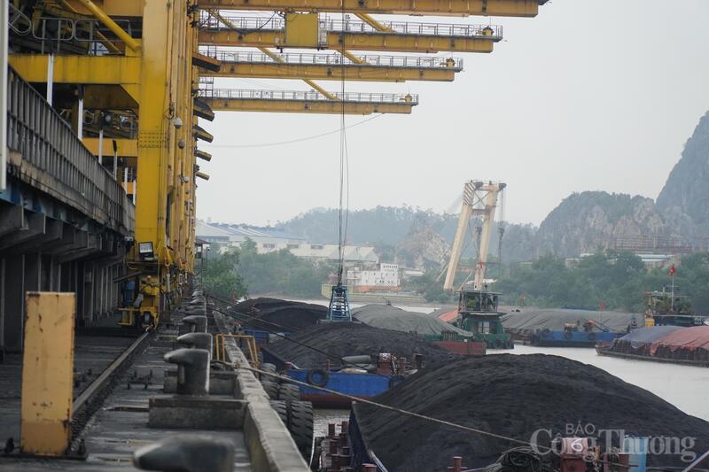 Công tác chuẩn bị nhiên liệu đảm bảo cho công tác sản xuất an toàn, liên tục.