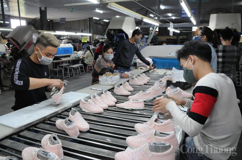 Cộng đồng doanh nghiệp không chỉ đặt kỳ vọng mà còn ghi nhận sự cải tiến rõ rệt trong cách thức đồng hành của ngành Công Thương - Ảnh: Cấn Dũng)