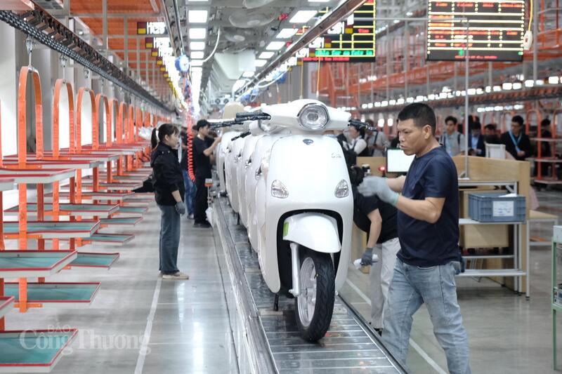 Xe máy điện mở ra thị trường quy mô lớn tại Việt Nam. Ảnh: Trần Đình