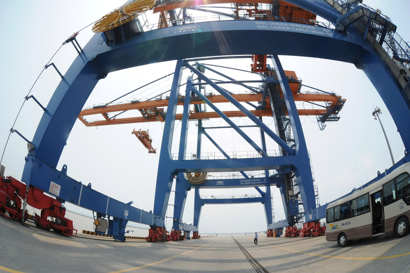 Cục Xuất nhập khẩu (Bộ Công Thương) vừa ban hành Văn bản số 229/XNK-TLH vào ngày 1/3, khuyến nghị các hiệp hội, doanh nghiệp chủ động ứng phó rủi ro. Ảnh: Cấn Dũng