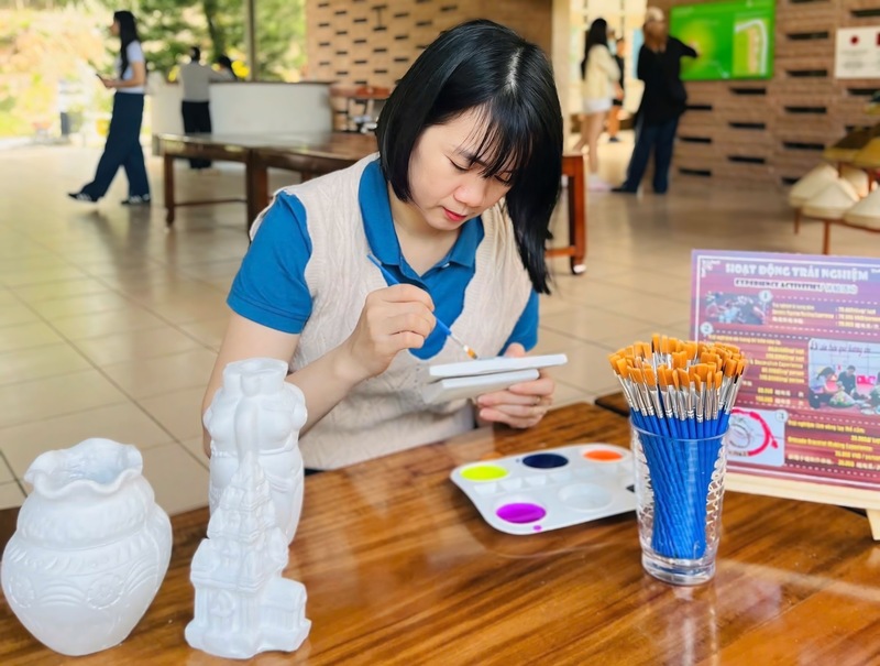 Đa dạng hóa các hoạt động trải nghiệm cho du khách khi đến tham quan tại Khu đền tháp Mỹ Sơn. Ảnh: Diễm Phúc