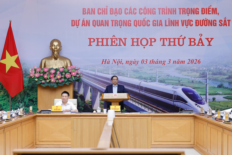 Sáng 3/3, Thủ tướng Phạm Minh Chính, Trưởng Ban Chỉ đạo các công trình trọng điểm, dự án quan trọng quốc gia lĩnh vực đường sắt chủ trì phiên họp thứ 7 của Ban Chỉ đạo. Ảnh: VGP/Nhật Bắc