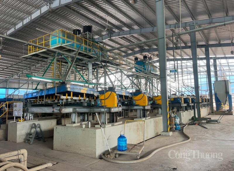 Một dự án chế biến quặng titan ở Khu kinh tế Hòn La.