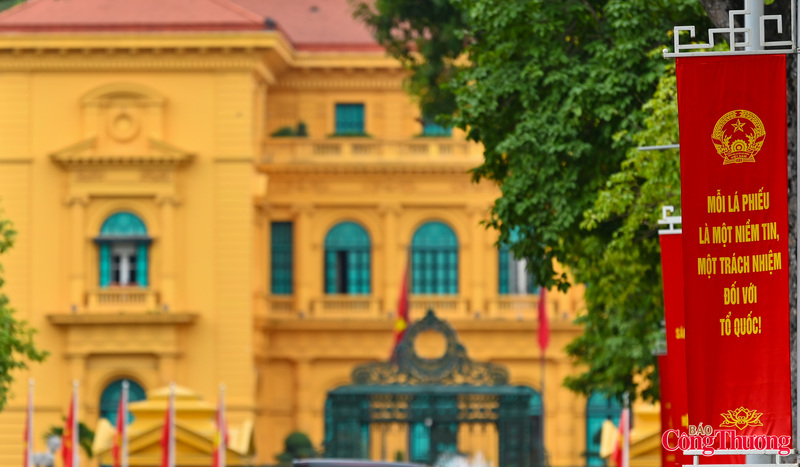 Hà Nội trang hoàng rực rỡ, sẵn sàng cho ngày hội non sông - 8