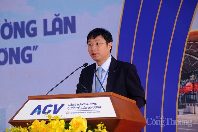 Ông Nguyễn Cao Cường - Phó Tổng giám đốc Tổng Công ty Cảng hàng không Việt Nam phát biểu tại buổi lễ. Ảnh: Lê Sơn