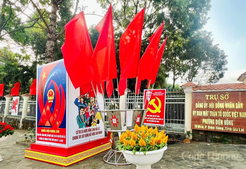 Cuộc bầu cử đại biểu Quốc hội khóa XVI và đại biểu HĐND các cấp nhiệm kỳ 2026-2031 đang đến gần, mang theo không khí rộn ràng trên khắp các buôn làng, phố thị Gia Lai. Ảnh: Hiền Mai