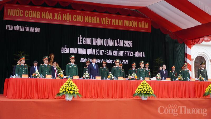 Đại tướng Nguyễn Tân Cương dự Lễ giao nhận quân năm 2026 tại tỉnh Ninh Bình.