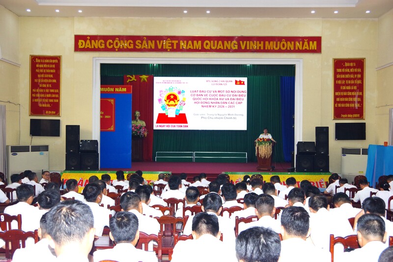 Quang cảnh buổi tuyên truyền Luật Bầu cử và một số nội dung về cuộc bầu cử đại biểu Quốc hội khóa XVI và HĐND các cấp nhiệm kỳ 2026 - 2031.