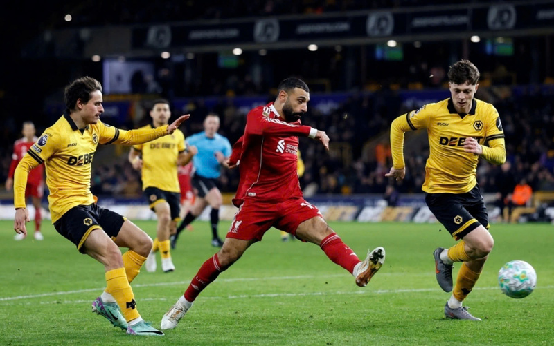 Salah ghi bàn. Ảnh: Reuters.