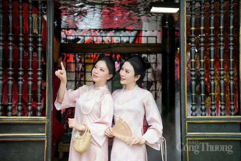 Chiêm ngưỡng nét đẹp cổ phục Việt giữa lòng Thủ đô - 13