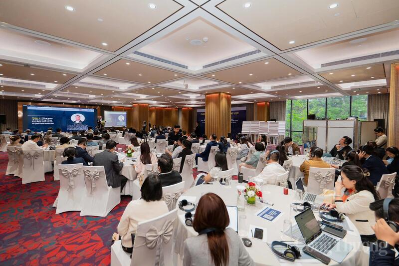 Đông đảo đại biểu tham dự phiên bồi dưỡng