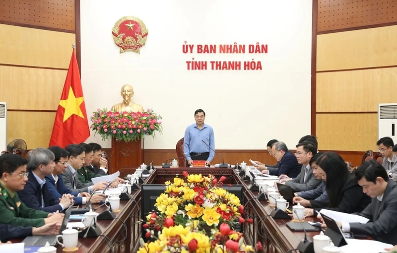Chủ tịch UBND tỉnh Thanh Hóa Nguyễn Hoài Anh chủ trì Hội nghị về công tác chuẩn bị tổ chức hội nghị xúc tiến đầu tư tỉnh Thanh Hóa năm 2026. Ảnh: Phong Sắc.
