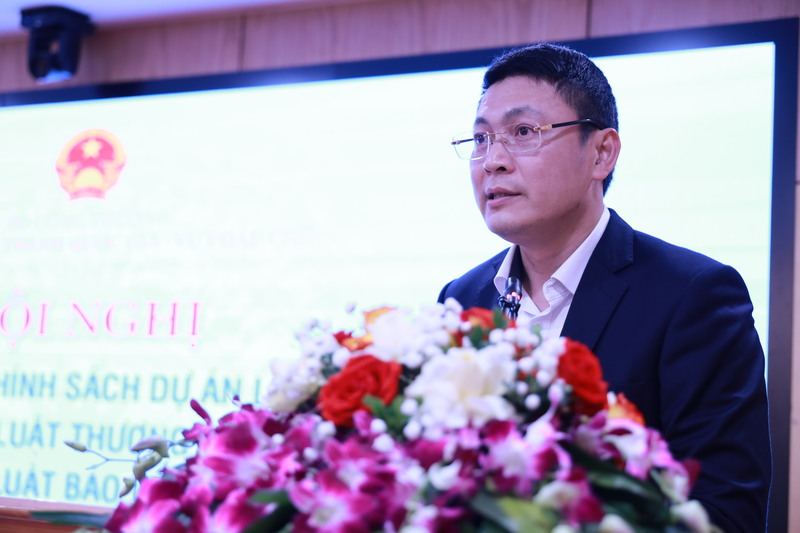 Ông Trịnh Anh Tuấn, Chủ tịch Uỷ ban Cạnh tranh Quốc gia phát biểu khai mạc hội nghị. Ảnh: Đồng Cường