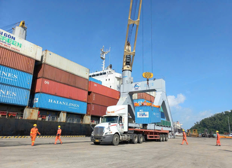 Mặc dù có nhiều tiềm năng, lợi thế song công tác liên kết phát triển công nghiệp, năng lượng vùng Bắc Trung bộ và Duyên hải Trung Bộ thời gian qua chưa hiệu quả. Ảnh: Nguyễn Tuấn