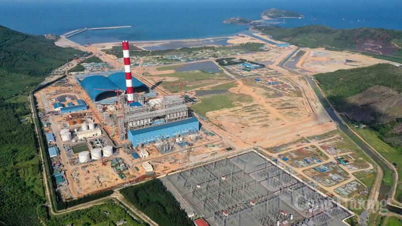 Trung tâm điện lực Quảng Trạch.