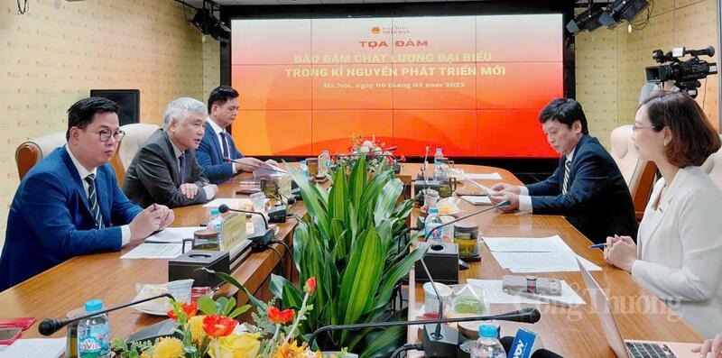 Tọa đàm với chủ đề “Bảo đảm chất lượng đại biểu trong kỷ nguyên mới”. Ảnh: N.H