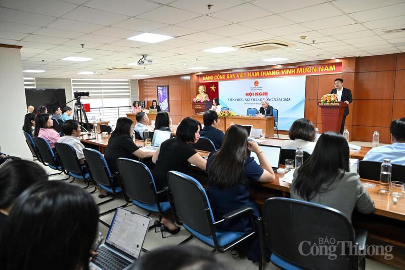 Quang cảnh hội nghị. Ảnh: Cấn Dũng