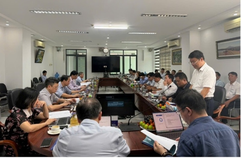 Đoàn công tác EVN, EVNGENCO2 làm việc tại Công ty Thủy điện An Khê - Ka Nak. Ảnh: Thu Hoài