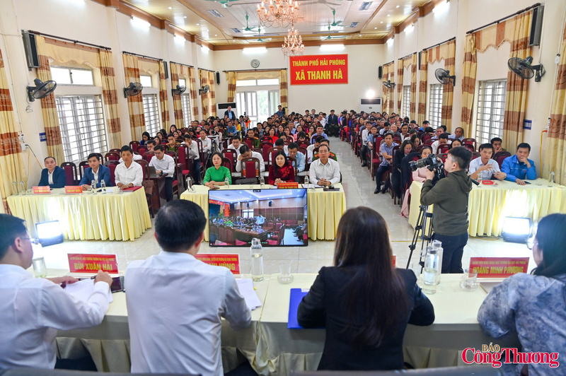 Hội nghị được tổ chức theo hình thức trực tiếp kết hợp trực tuyến.