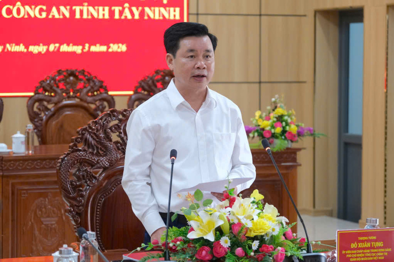 Thượng tướng Đỗ Xuân Tụng làm việc với Công an tỉnh Tây Ninh về công tác bảo vệ bầu cử