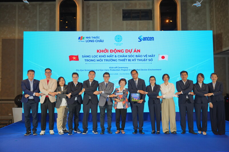 Hợp tác đa phương hướng đến nâng cao nhận thức cộng đồng về bệnh lý khô mắt và chủ động chăm sóc sức khỏe thị giác trong thời đại kỹ thuật số.