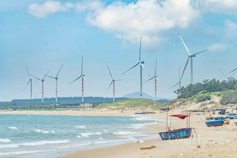 Tỉnh Gia Lai sẽ ưu tiên phát triển mạnh thương mại - dịch vụ và du lịch biển chất lượng cao, từng bước nâng tầm thương hiệu du lịch Quy Nhơn trở thành điểm đến quốc tế. Ảnh: Hoàng Phát