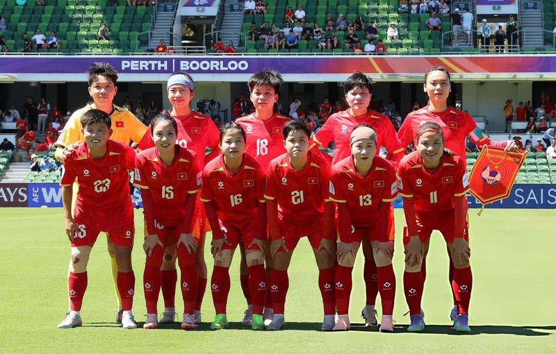 Đội hình ra sân của tuyển nữ Việt Nam. Ảnh: AFC