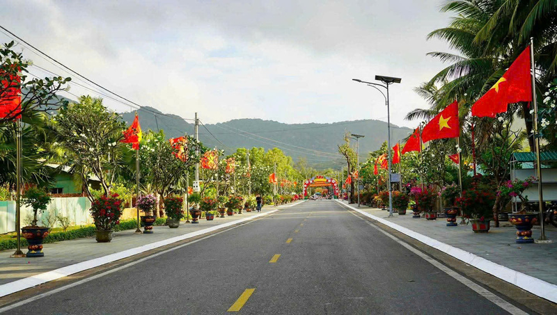 Đặc khu Côn Đảo rực rỡ cờ hoa, chào đón năm 2026 với một khí thế mới, quyết tâm xây dựng đô thị đảo sinh thái, thông minh