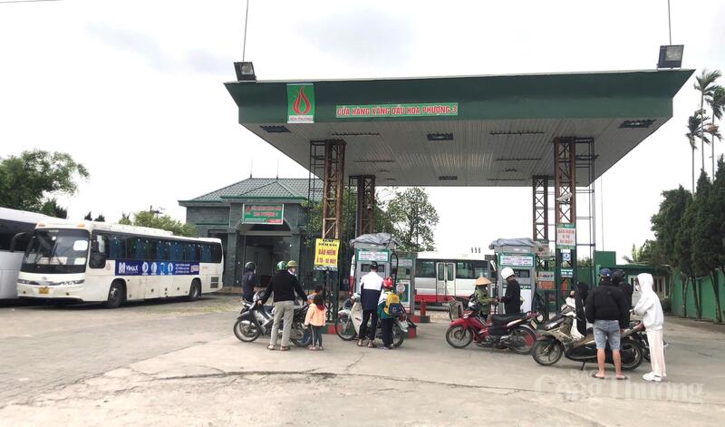 TP. Hải Phòng yêu cầu các thương nhân đầu mối, thương nhân phân phối xăng dầu thực hiện nghiêm chỉ đạo của Bộ Công Thương bảo đảm nguồn cung xăng dầu trên toàn hệ thống.