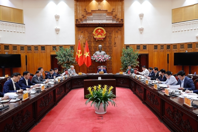 Thủ tướng Phạm Minh Chính chủ trì cuộc họp của Thường trực Chính phủ cho ý kiến về một số nội dung quan trọng. Ảnh: VGP/Nhật Bắc