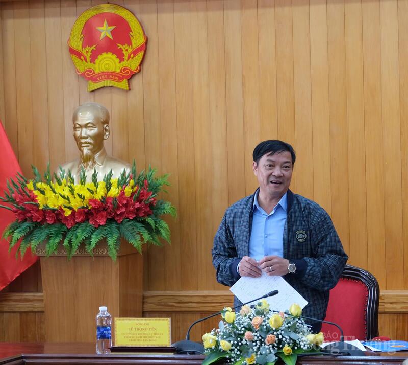 Phó Chủ tịch Thường trực UBND tỉnh Lâm Đồng Lê Trọng Yên phát biểu chỉ đạo tại buổi làm việc. Ảnh: Minh An