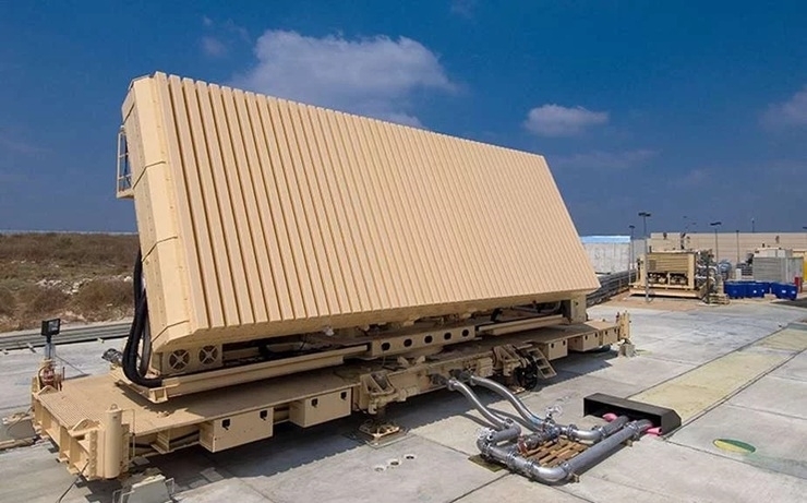 Hệ thống Arrow sử dụng radar cảnh báo và điều khiển hỏa lực Green Pine. Ảnh: Army Recognition