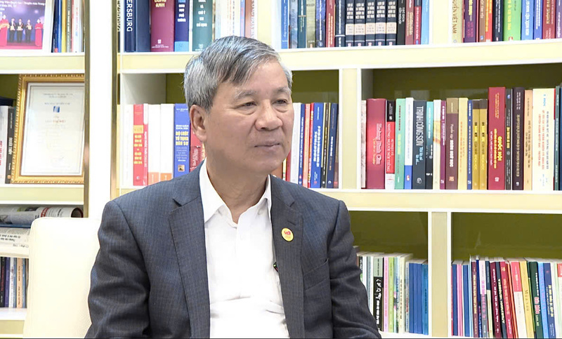 Theo GS.AHLĐ Nguyễn Anh Trí: "Kỳ bầu cử lần này là việc thực hiện mô hình chính quyền địa phương hai cấp, điều này cũng tạo ra những thay đổi nhất định trong công tác tổ chức bầu cử, tuyên truyền và vận động". Ảnh: Trường Giang.