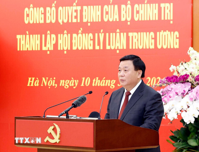 Đồng chí Nguyễn Xuân Thắng, Chủ tịch Hội đồng Lý luận Trung ương nhiệm kỳ 2026 - 2031 phát biểu. (Ảnh: Thống Nhất/TTXVN)