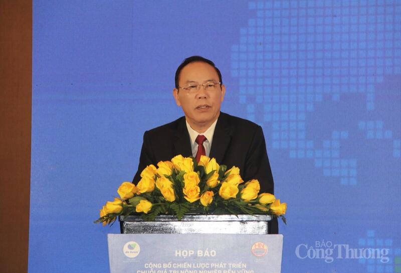 Ông Phùng Đức Tiến - Thứ trưởng Bộ Nông nghiệp và Môi trường.