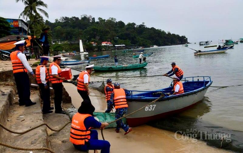 Lữ đoàn 127 thể hiện tinh thần trách nhiệm của cán bộ, chiến sĩ Hải quân