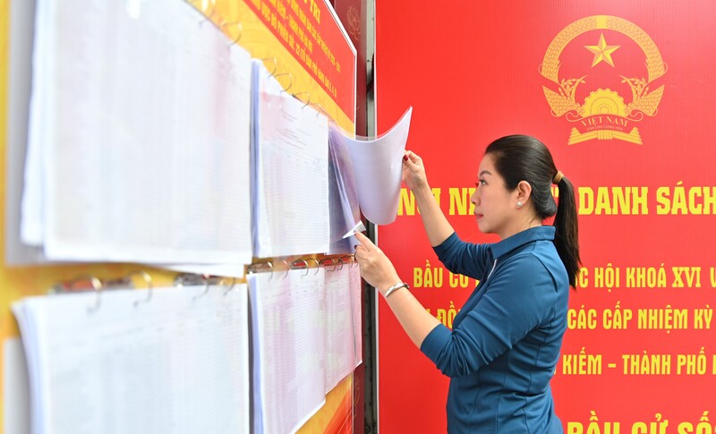 Công tác chuẩn bị cho ngày bầu cử đã cơ bản hoàn thành. Ảnh Nam Nguyễn