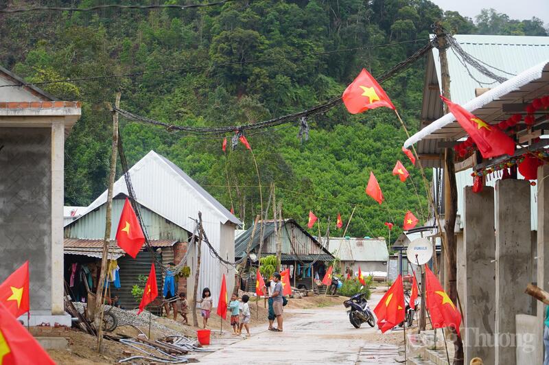 Trên vùng đất mới, thôn ATêếp tràn đầy sức sống mới đang dần hình thành