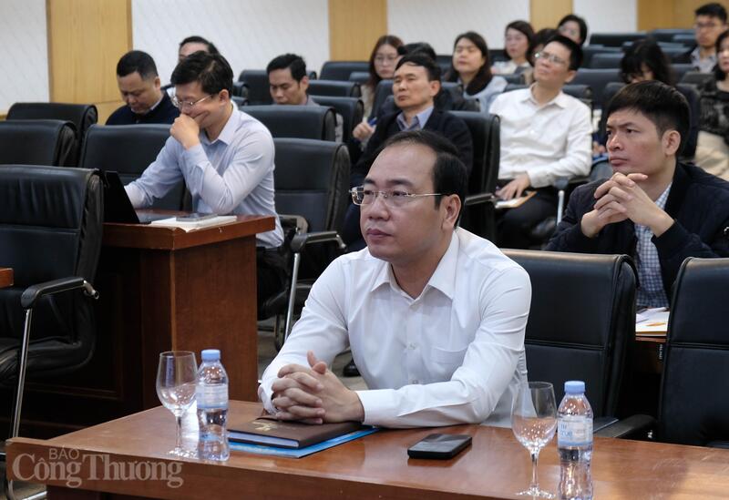 Vụ Tổ chức cán bộ Trần Quang Huy dự Hội nghị Tập huấn công tác tổ chức cán bộ.