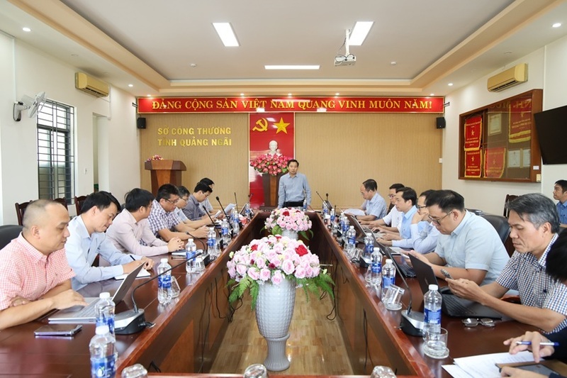 Buổi làm việc giữa PC Quảng Ngãi và Sở Công Thương Quảng Ngãi về tình hình cung ứng điện năm 2026