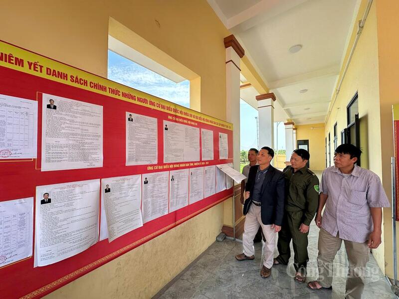 Công tác đảm bảo an ninh trật tự tại khu vực bỏ phiếu được kiểm tra thường xuyên, liên tục.