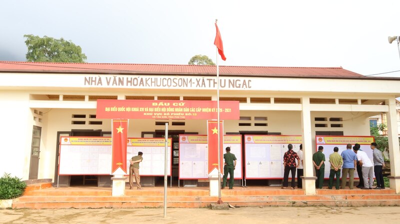 Điểm bỏ phiếu khu Cọ Sơn, xã Thu Ngạc nay là xã Tân Sơn.