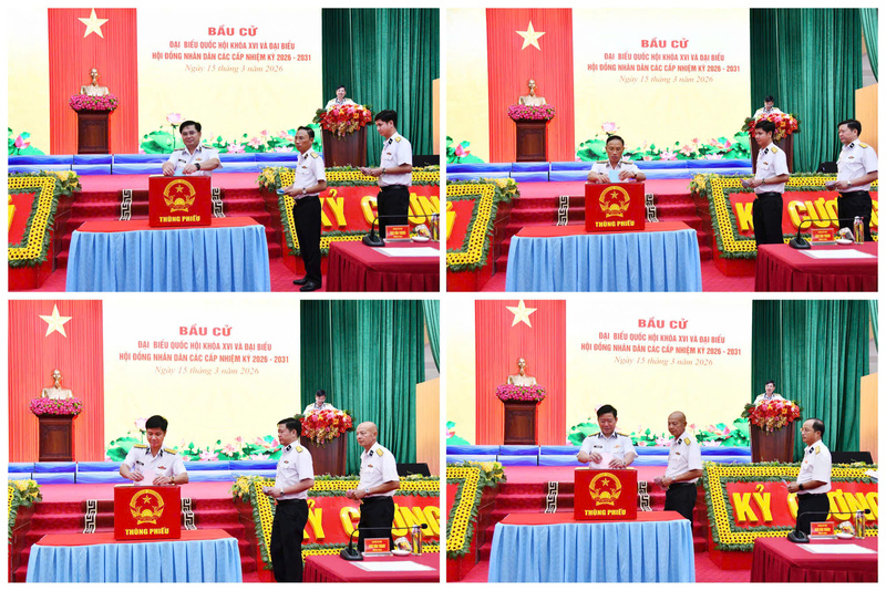 Những lá phiếu được trân trọng bỏ vào thùng phiếu, thể hiện trách nhiệm và niềm tin của cán bộ, chiến sĩ Vùng 5 Hải quân đối với sự phát triển của đất nước.