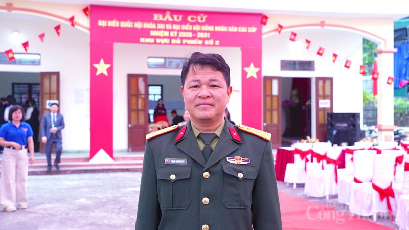 Trung tá Phạm Thanh Triển, Phó Chỉ huy trưởng Ban Chỉ huy quân sự phường Trần Lãm.