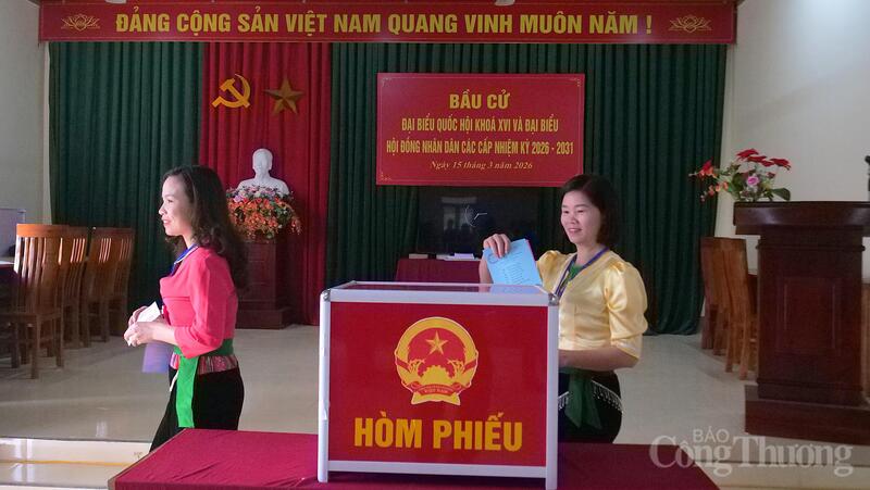 Không khí ngày bầu cử tại xã miền núi Tân Sơn, Phú Thọ - 15