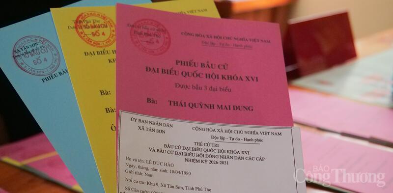 Không khí ngày bầu cử tại xã miền núi Tân Sơn, Phú Thọ - 9