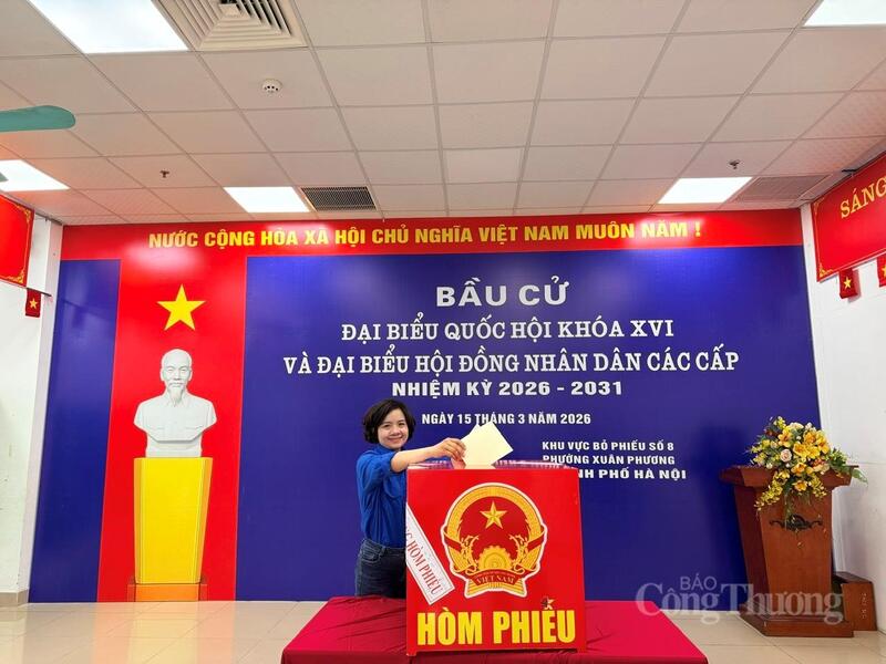 Đồng chí Nguyễn Thị Thanh, đoàn viên Đoàn Thanh niên Báo Công Thương cho biết, mỗi lần thực hiện quyền bầu cử đều mang lại cảm xúc đặc biệt.
